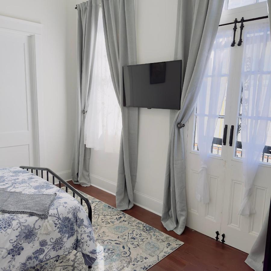 Endless Story Magazine Suite Walk French Quarter New Orleans Ngoại thất bức ảnh
