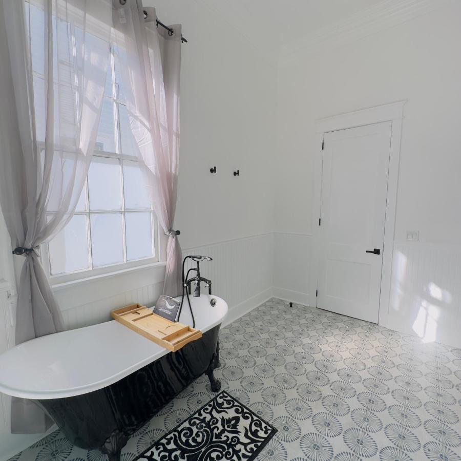 Endless Story Magazine Suite Walk French Quarter New Orleans Ngoại thất bức ảnh